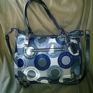 Tote style coach bag